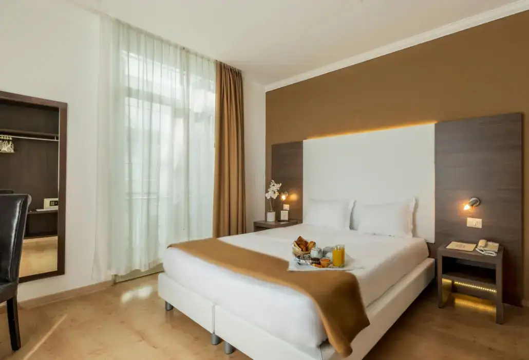 Hôtel Ambassador Monaco 4
