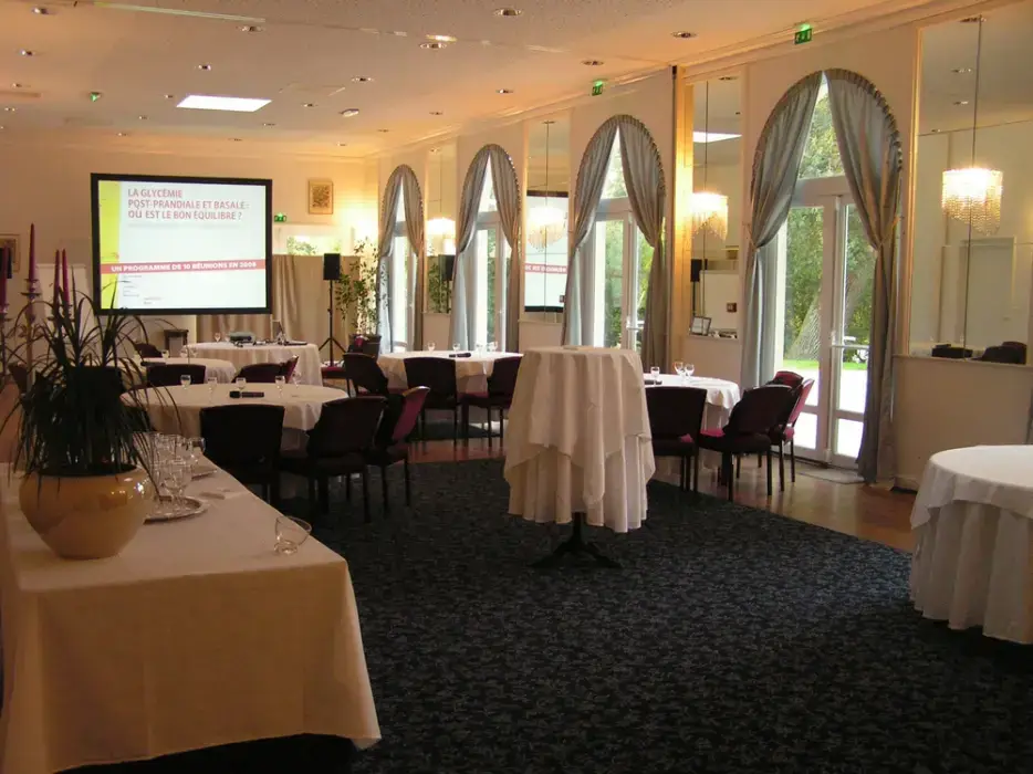 Chateau d'Apigne 12