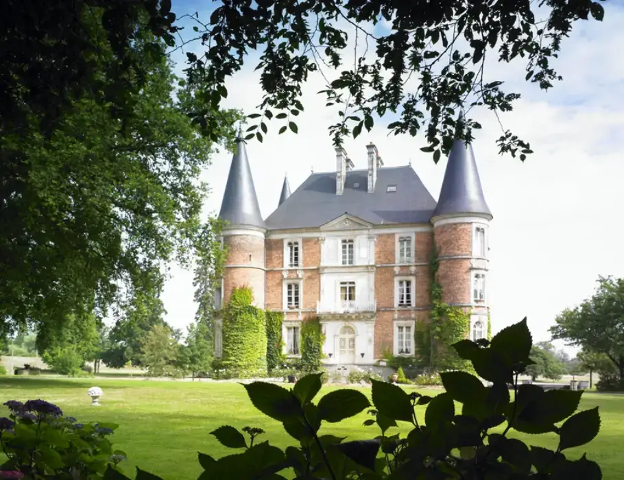 Chateau d'Apigne 17