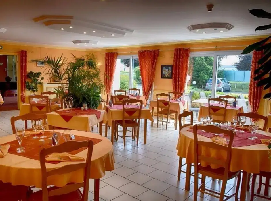 Hôtel Altina 7