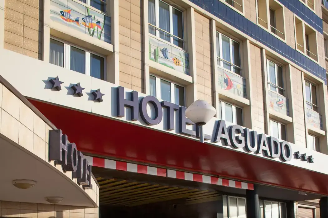 Aguado Hôtel 8