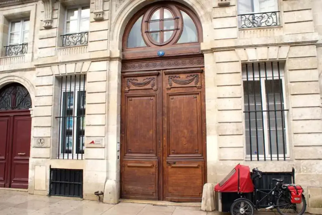 Espace Chapeau Rouge 6