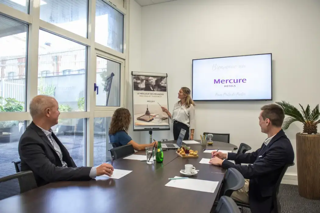 Mercure Paris Porte de Pantin 10