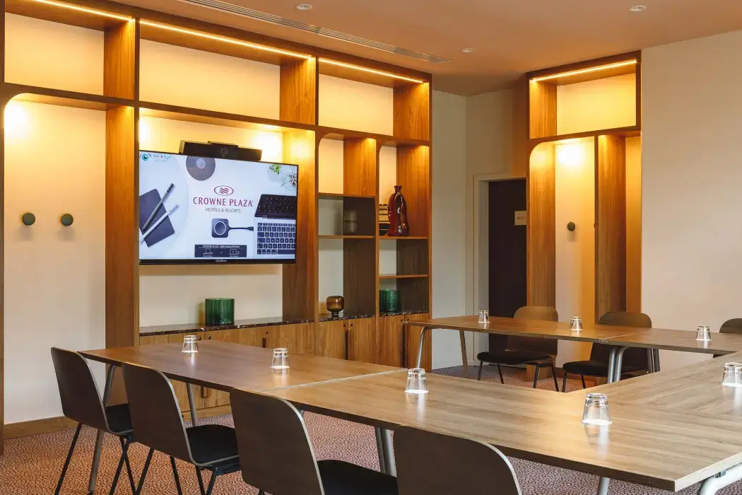 Crowne Plaza Lyon Cité Internationale 8