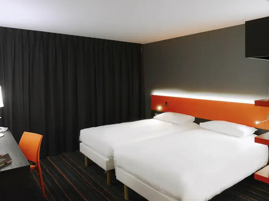 Ibis Styles Caen Centre Gare 7