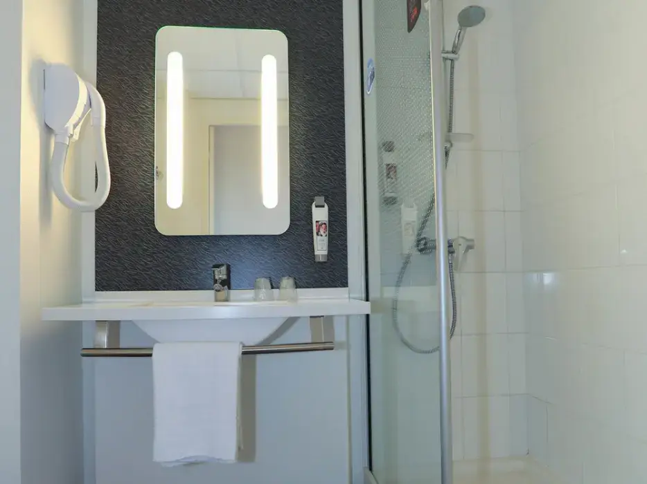 Ibis Aurillac 4
