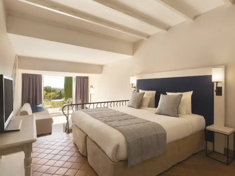 Le Fregate Provence 3