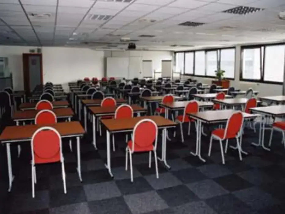Oseat - Espace Sarrazin 2