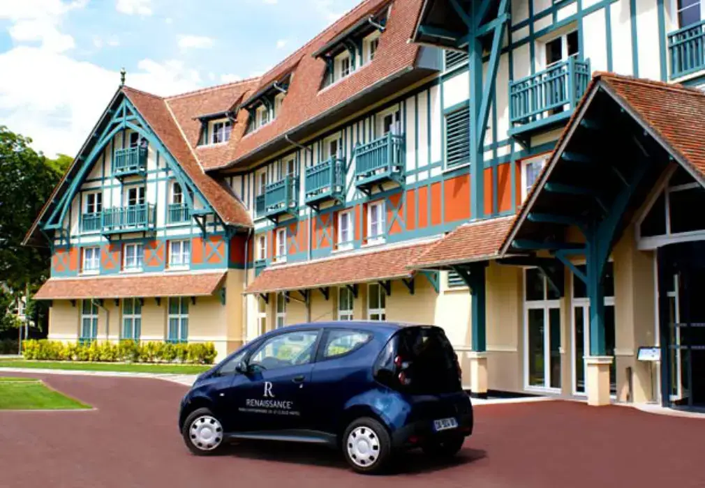 Renaissance Paris Hippodrome de St. Cloud Hotel 6