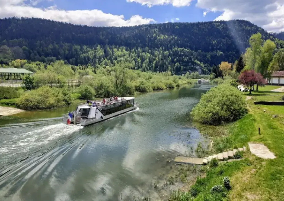 Bateaux du Saut du Doubs