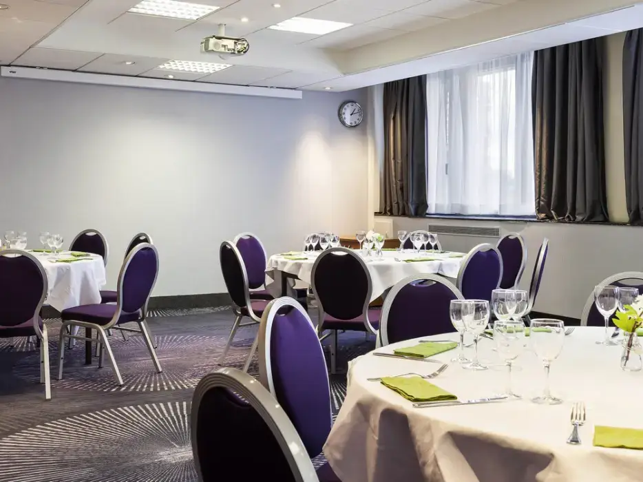 Novotel Tours Centre Gare 7
