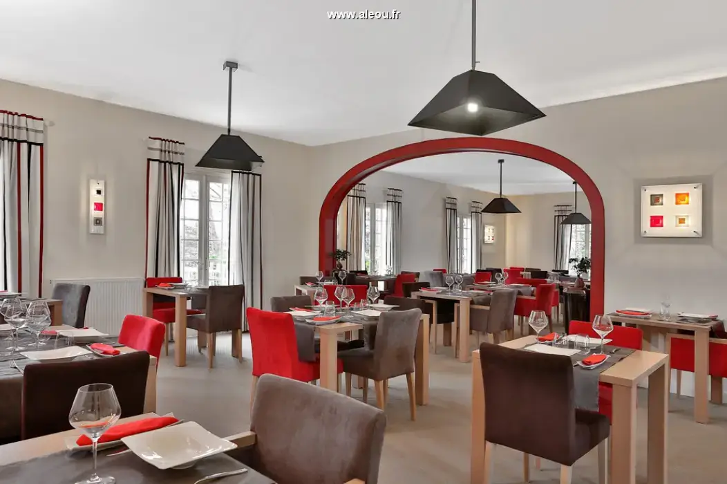 Hôtel Restaurant Le Meysset 9