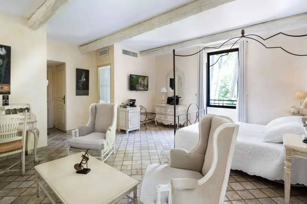 Hotel du Poete 4