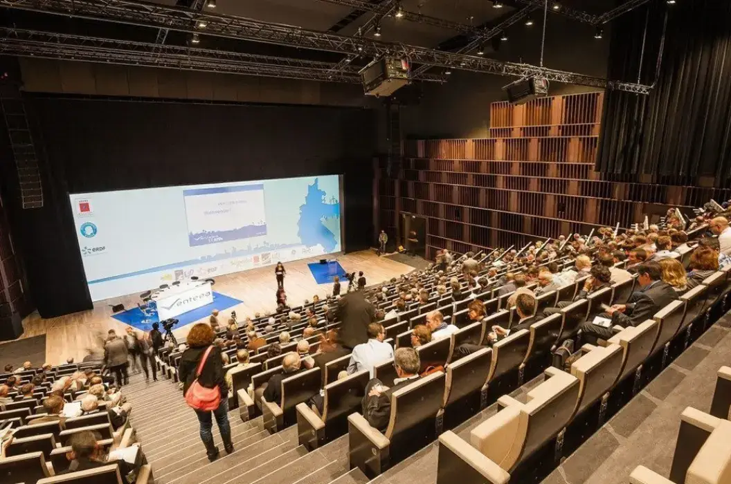 Centre de congrès de l`Aube 2