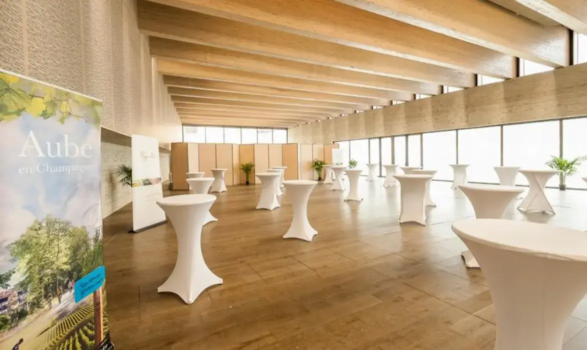 Centre de congrès de l`Aube 4