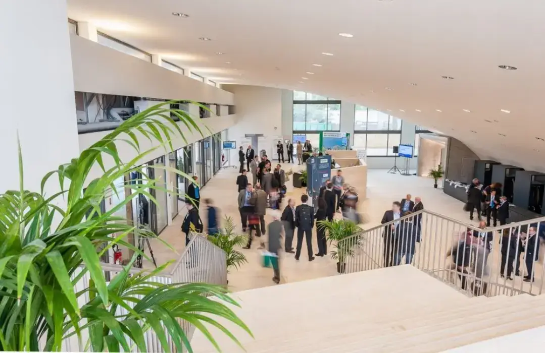 Centre de congrès de l`Aube 5