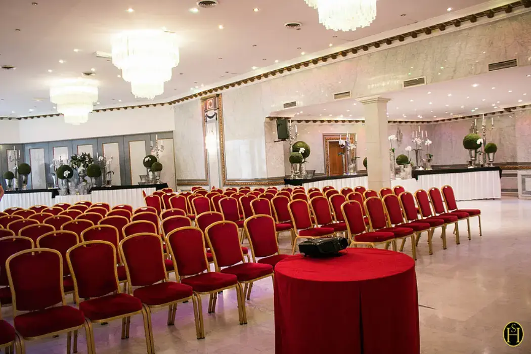 Les Salons Hoche 4