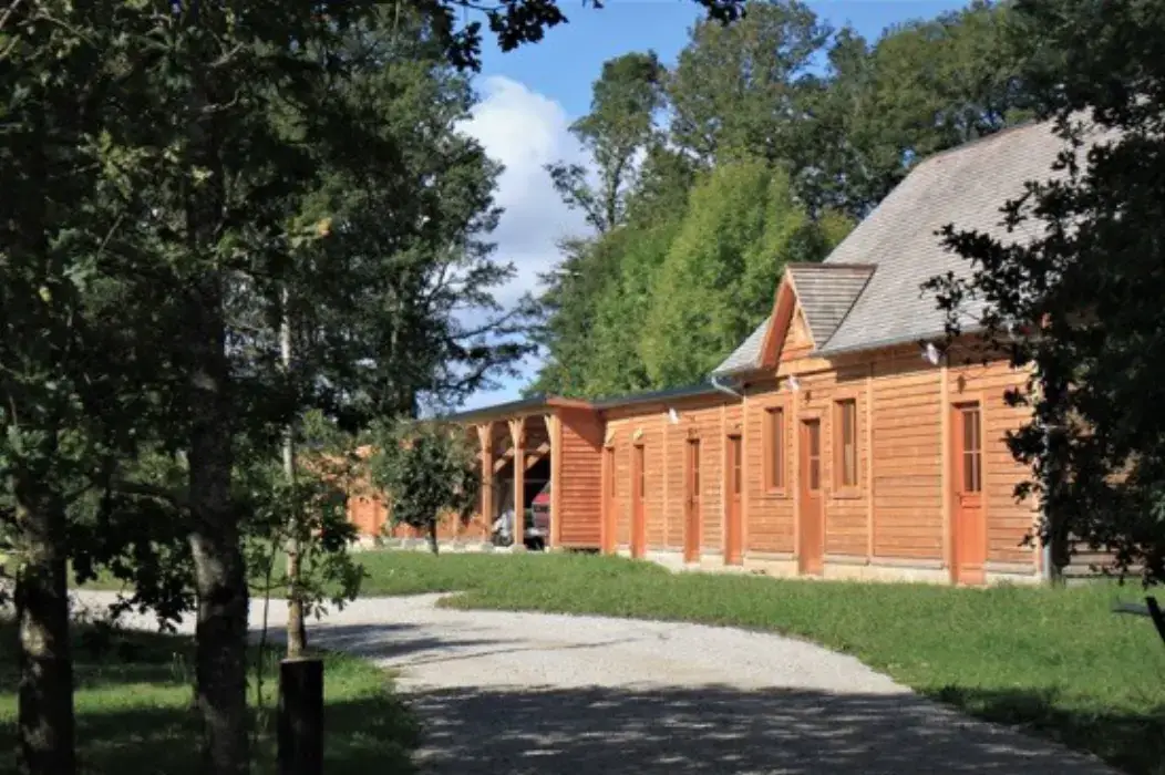 Country Lodge 2