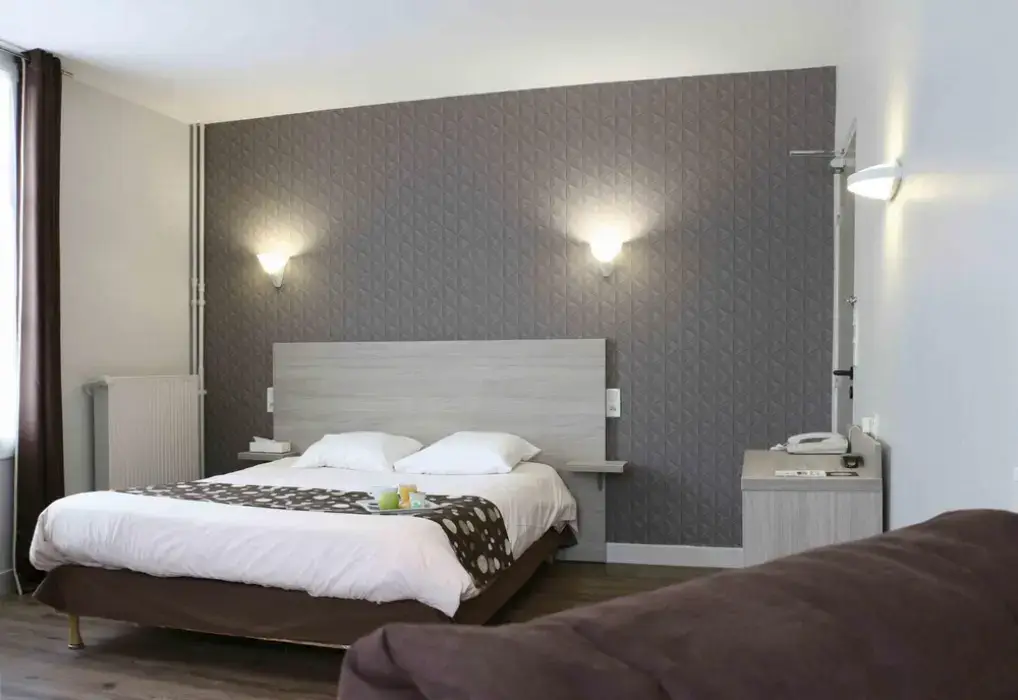 Hôtel de la Place Aunay-sur-Audon 4
