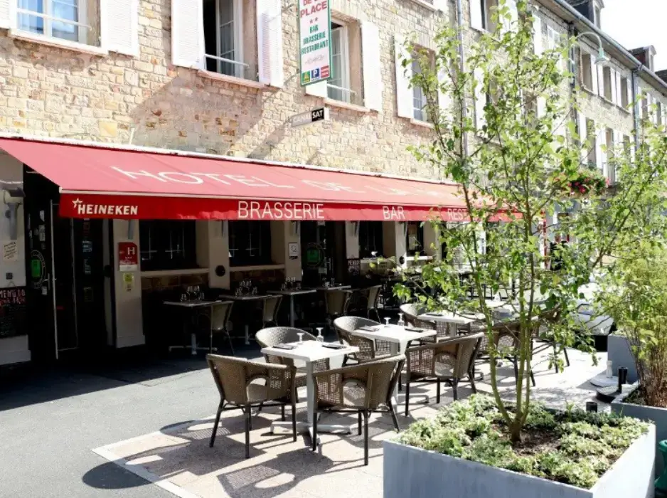 Hôtel de la Place Aunay-sur-Audon 6