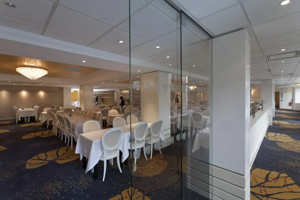 Hôtel Paradis 4