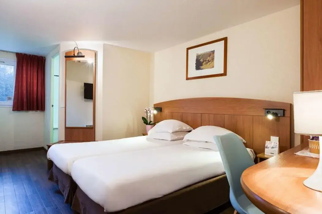 Comfort Hotel Amiens Nord 7