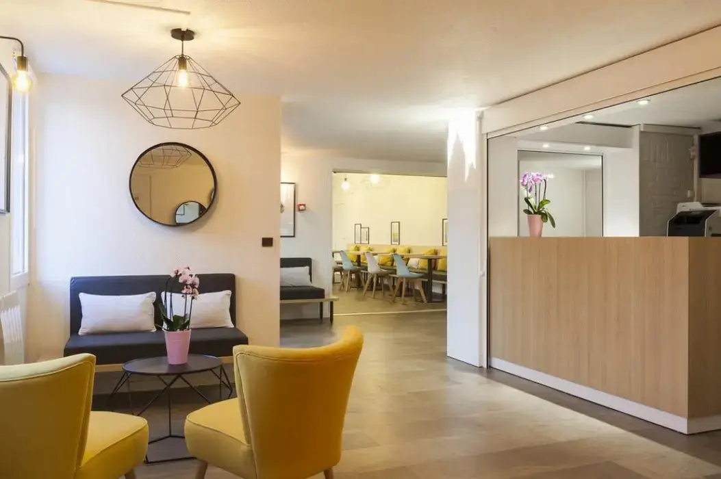 Comfort Hotel Amiens Nord 10