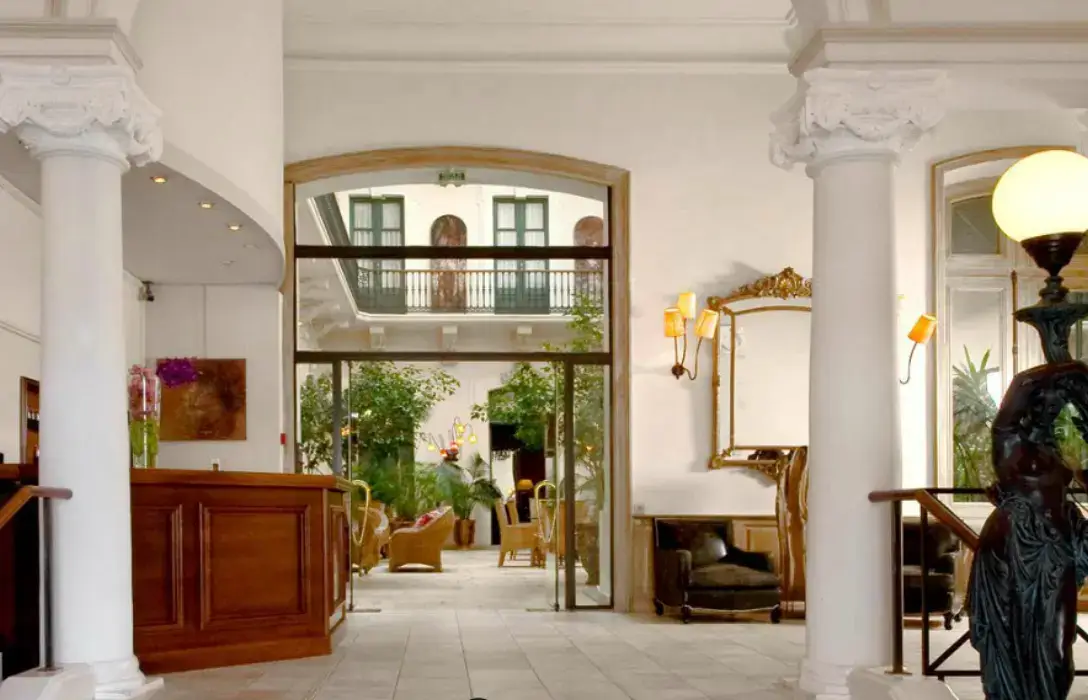 Le Grand Hôtel de Sete 7
