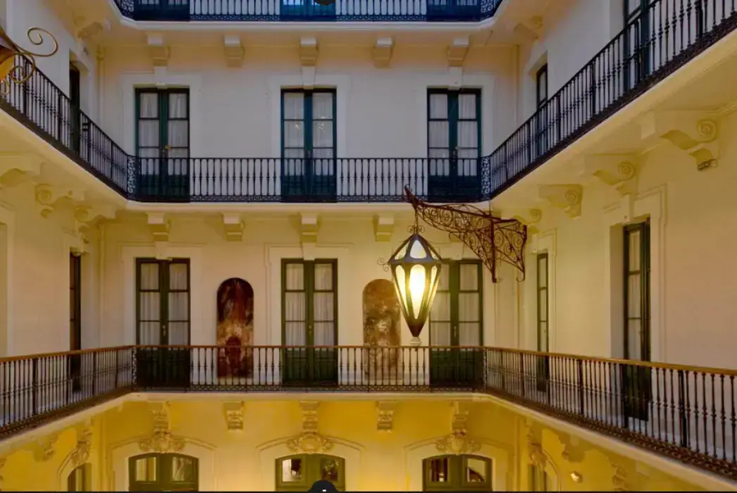 Le Grand Hôtel de Sete 8