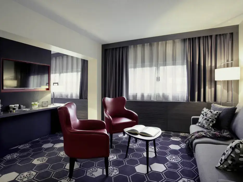 Mercure Orange Centre 5