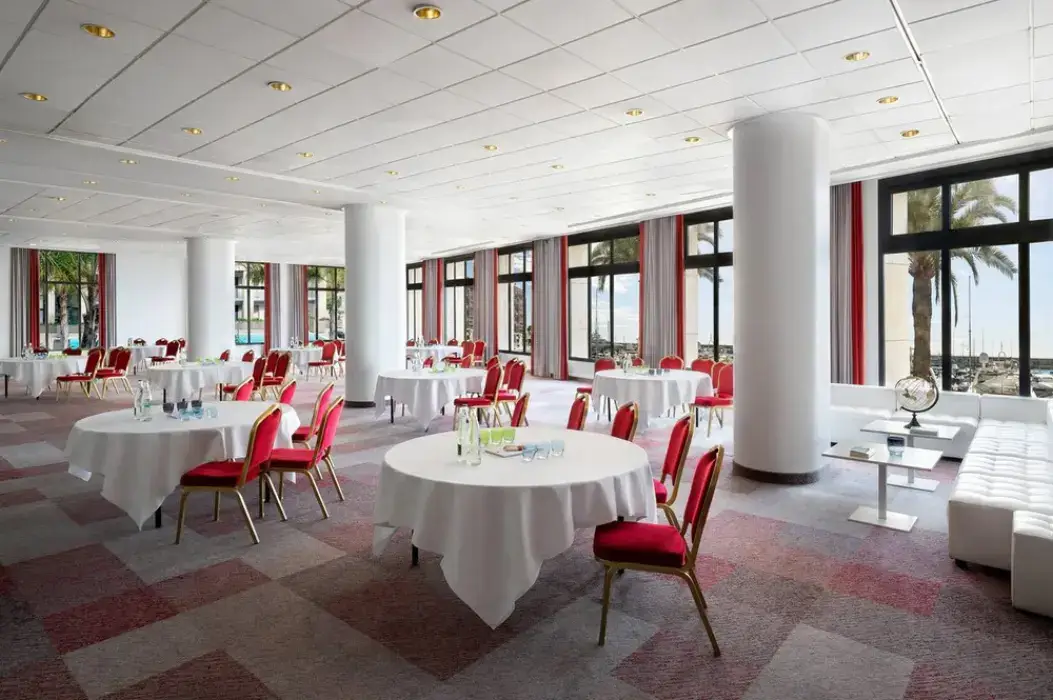 Riviera Marriott Hotel La Porte de Monaco 5
