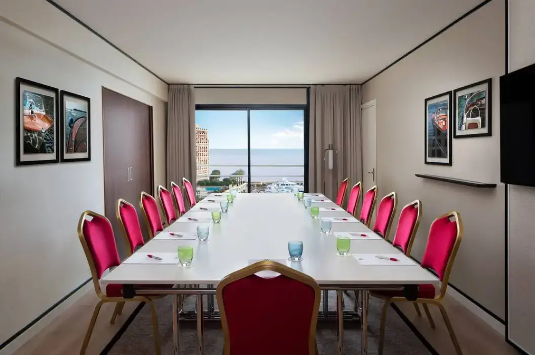Riviera Marriott Hotel La Porte de Monaco 6
