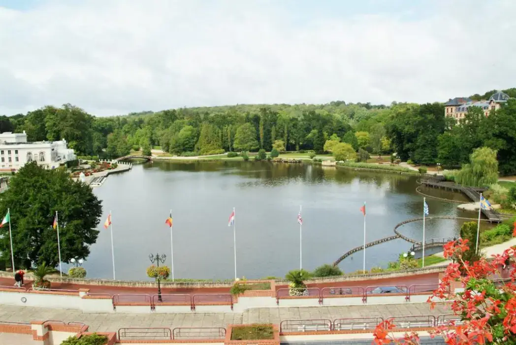 Hotel du Beryl et Casino Bagnoles de L'Orne 2