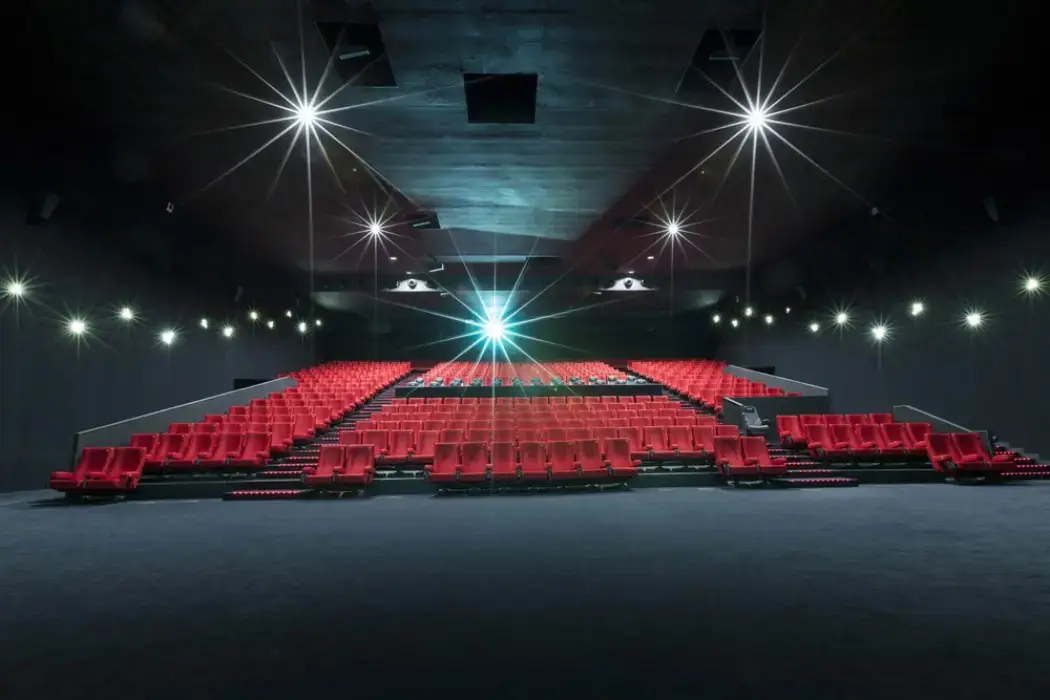 Pathé Lingostière 5