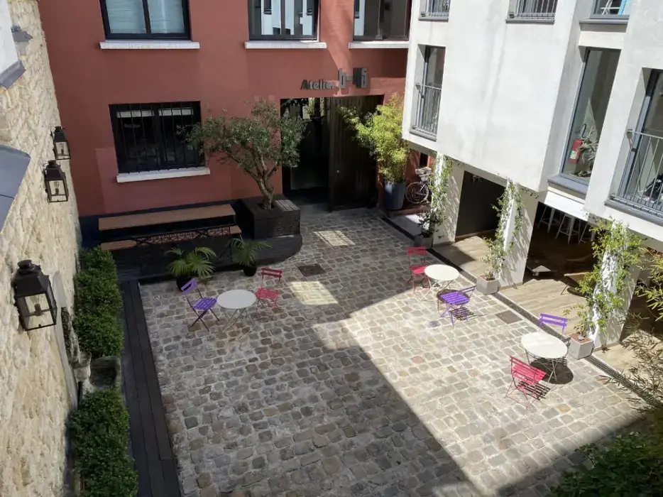 La Maison b.45 13