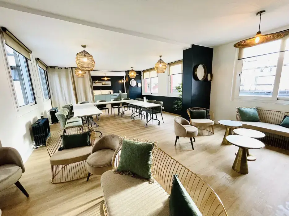 La Maison b.45 21