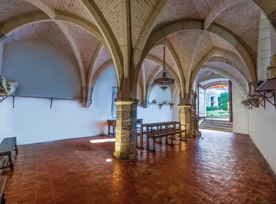 Château de La Rochepot 4