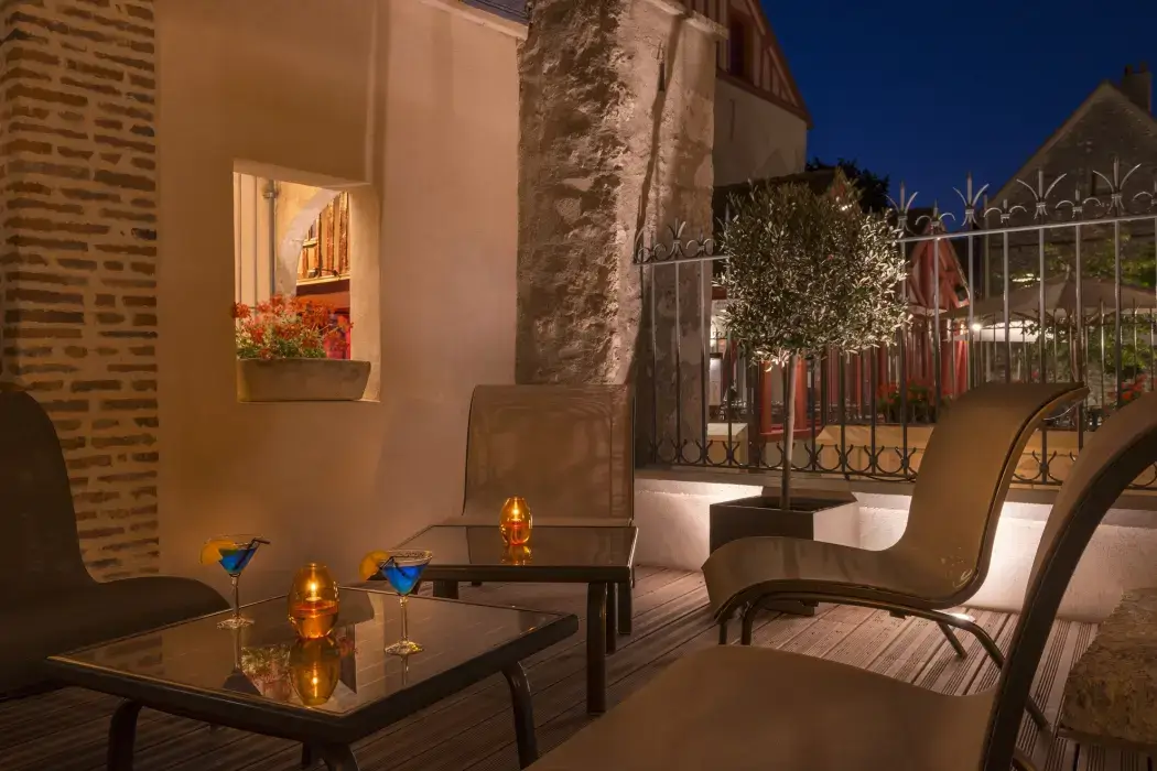 Hôtel Aux Vieux Remparts 22