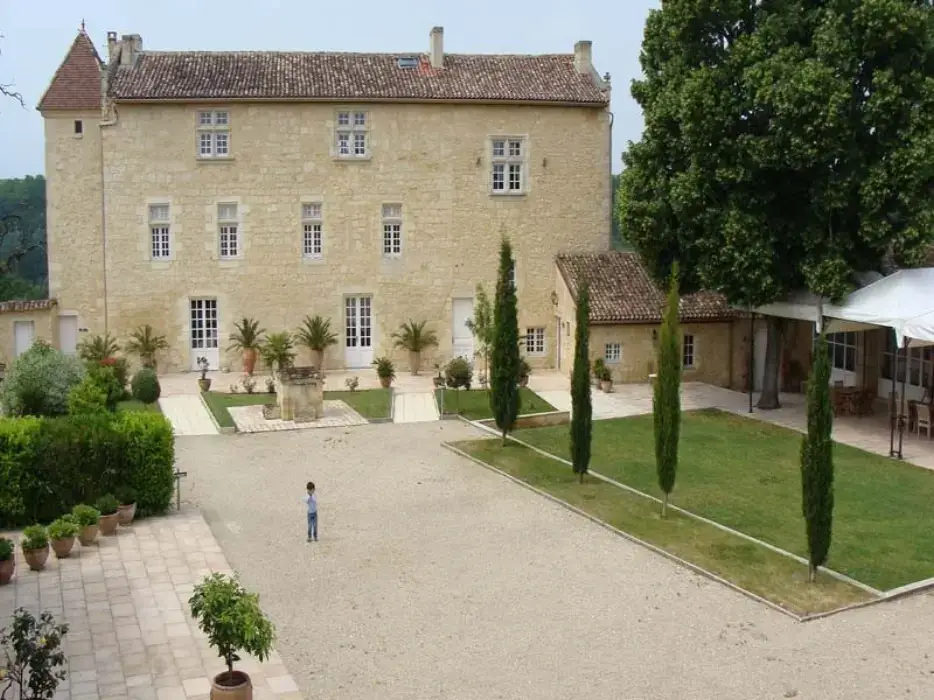 Château Isabeau de Naujan 5