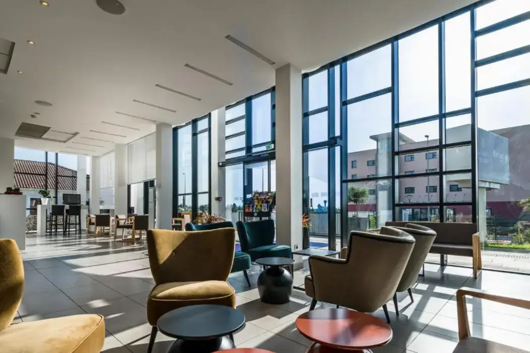 Golden Tulip Marseille Airport 7