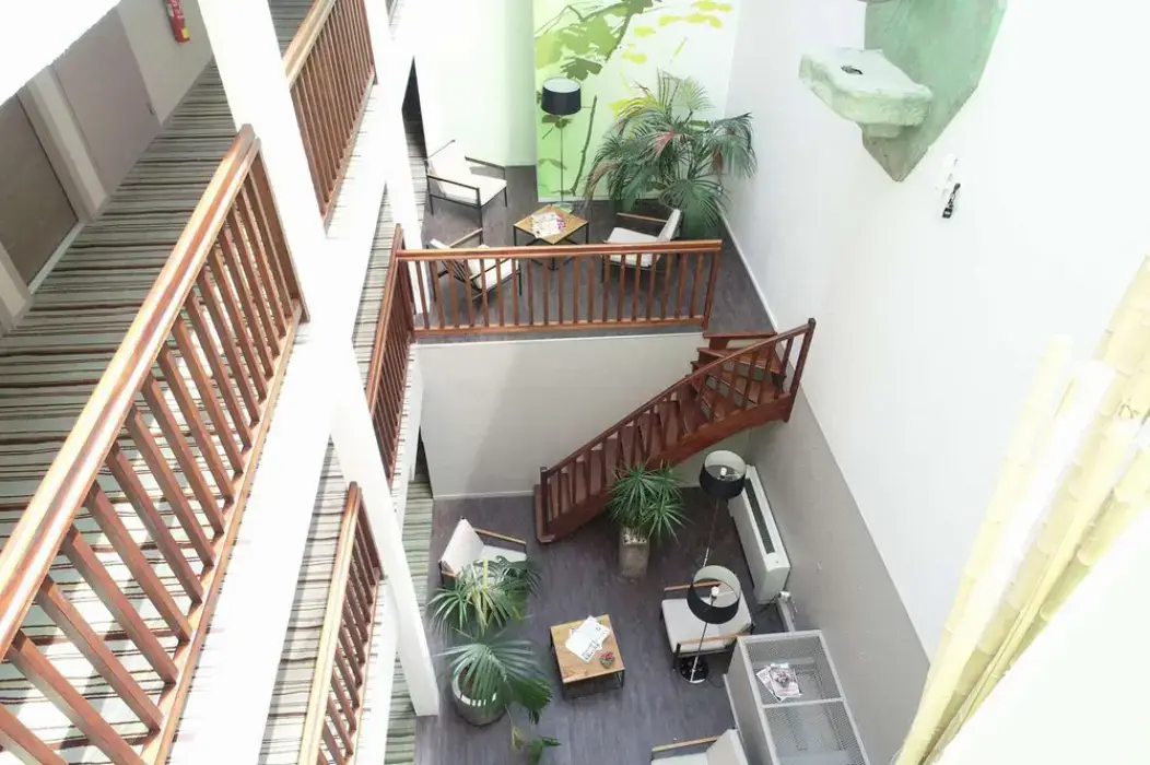 Kyriad Nevers Centre 4
