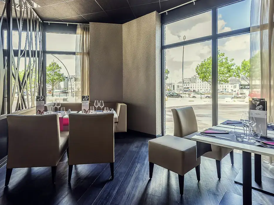 Mercure Cherbourg Centre Port 11