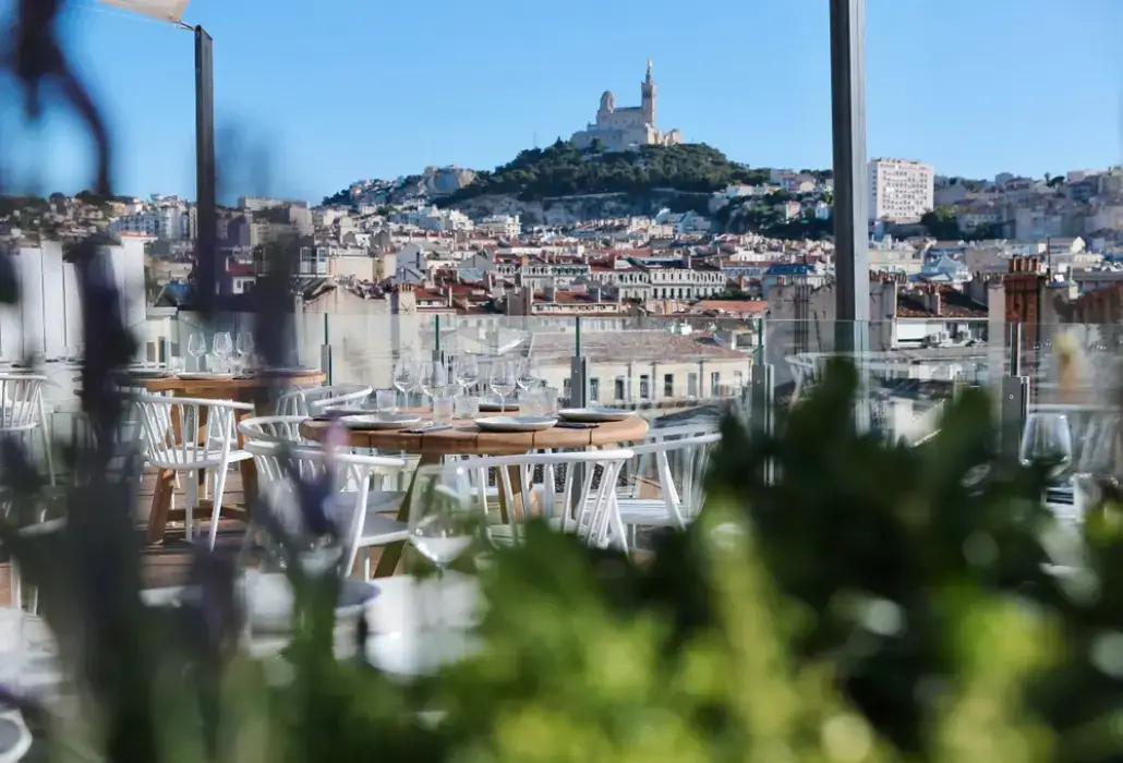 Ciel Rooftop Marseille 6