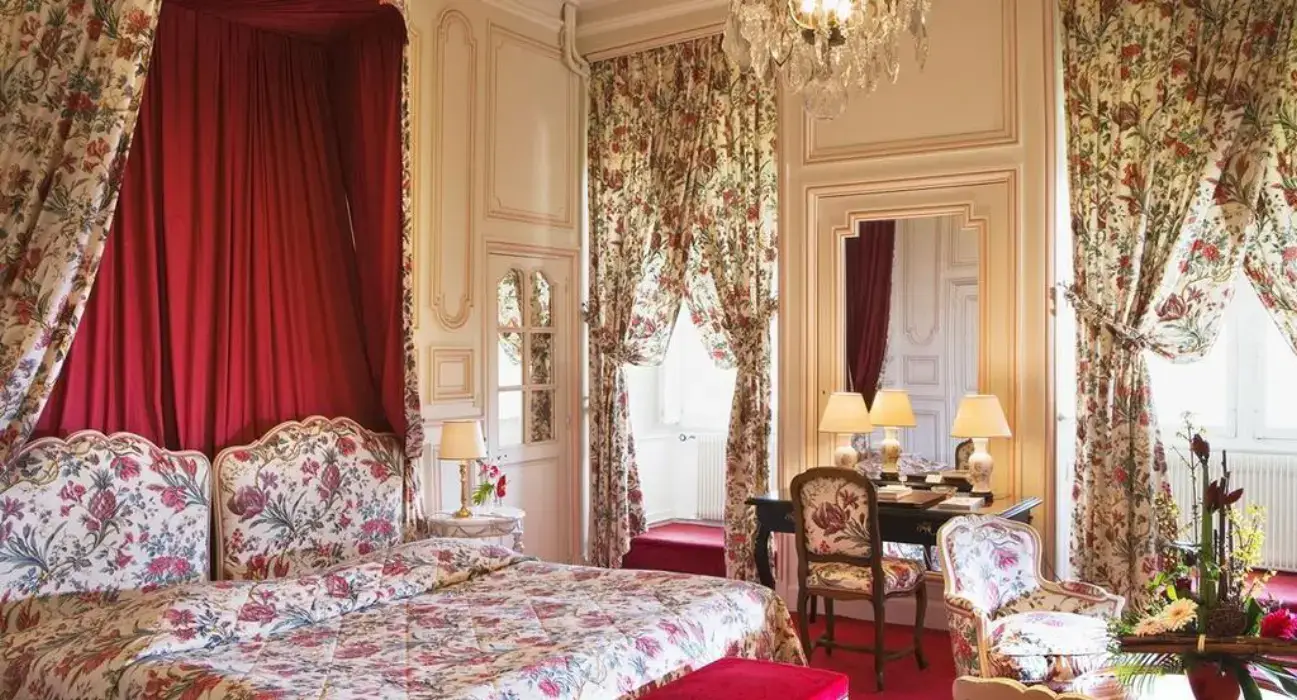 Chateau d'Esclimont 5