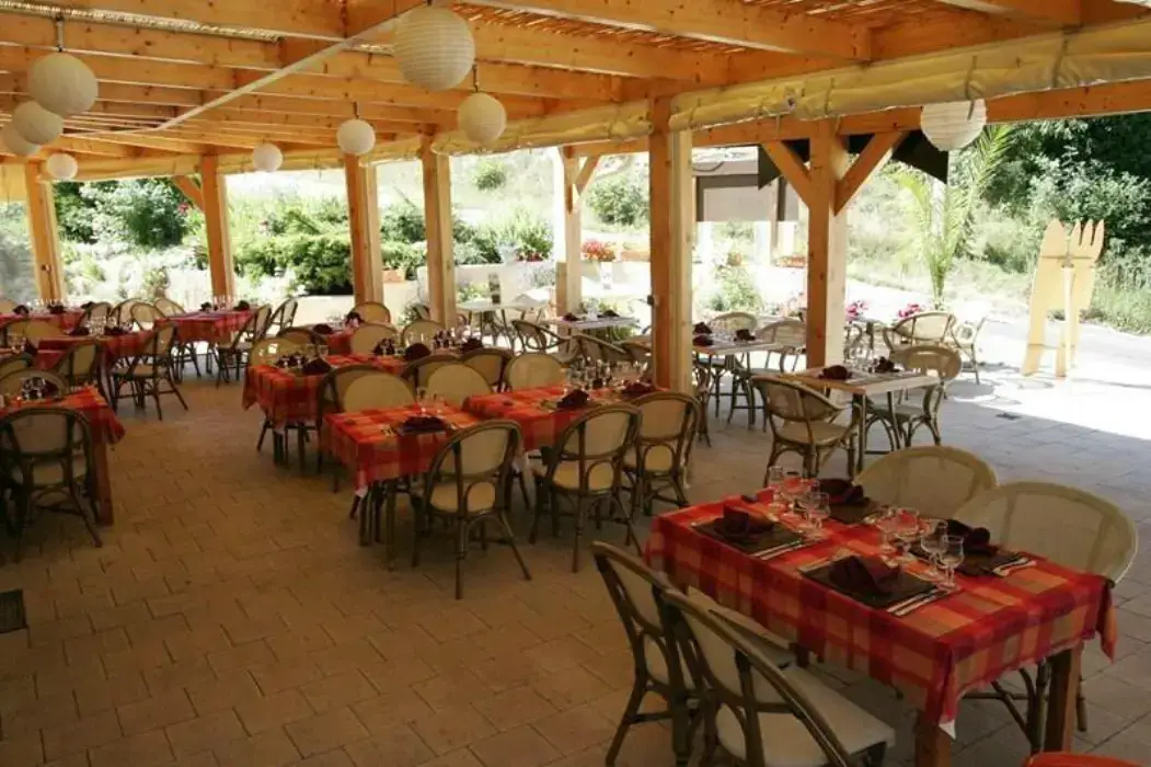 Hotel-Restaurant La Lauzetane 3