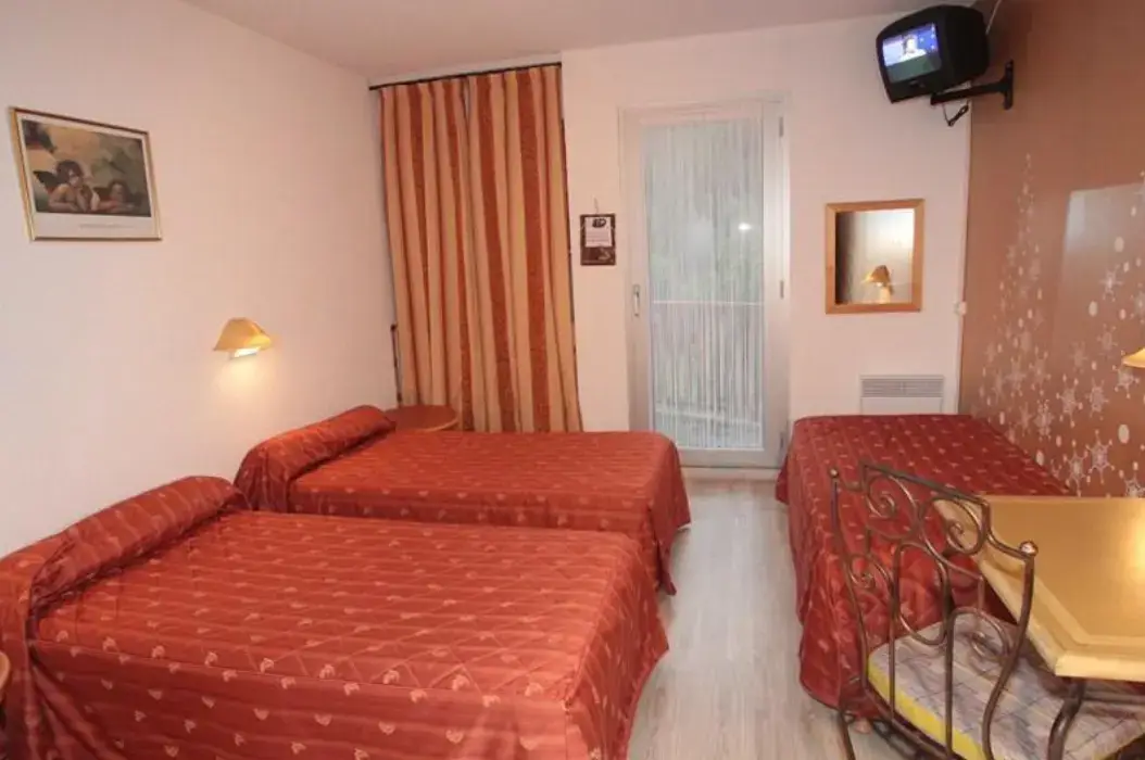 Hotel-Restaurant La Lauzetane 8