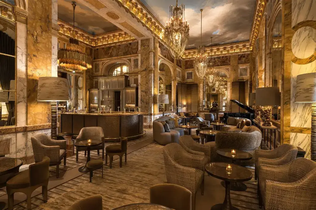 Hotel de Crillon 8