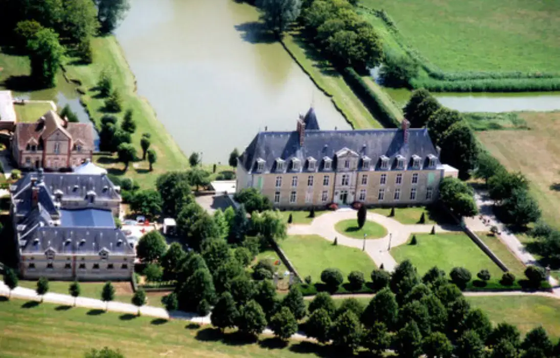 Château de la Freslonnière 2