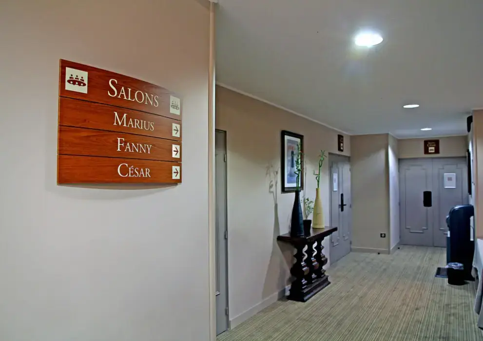 Best Western Marseille Aéroport 5