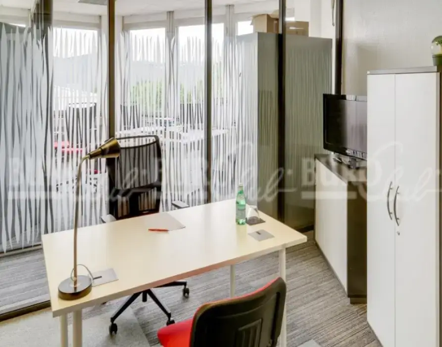 Buro Club Valence 5